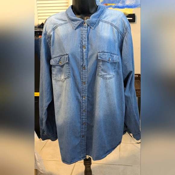 torrid Tops - TORRID Plus Size Womens Button TOP Long Sleeve BLUE Denim Size 3 (30)